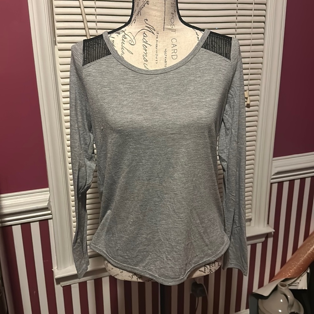 Long sleeve shirt